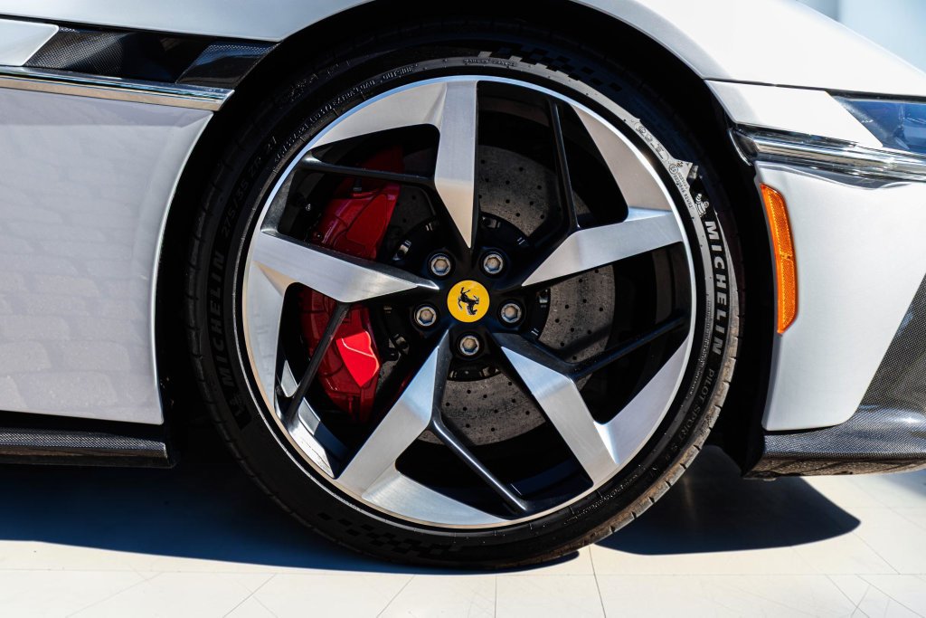 Certified 2025 Ferrari 12Cilindri RWD image 61