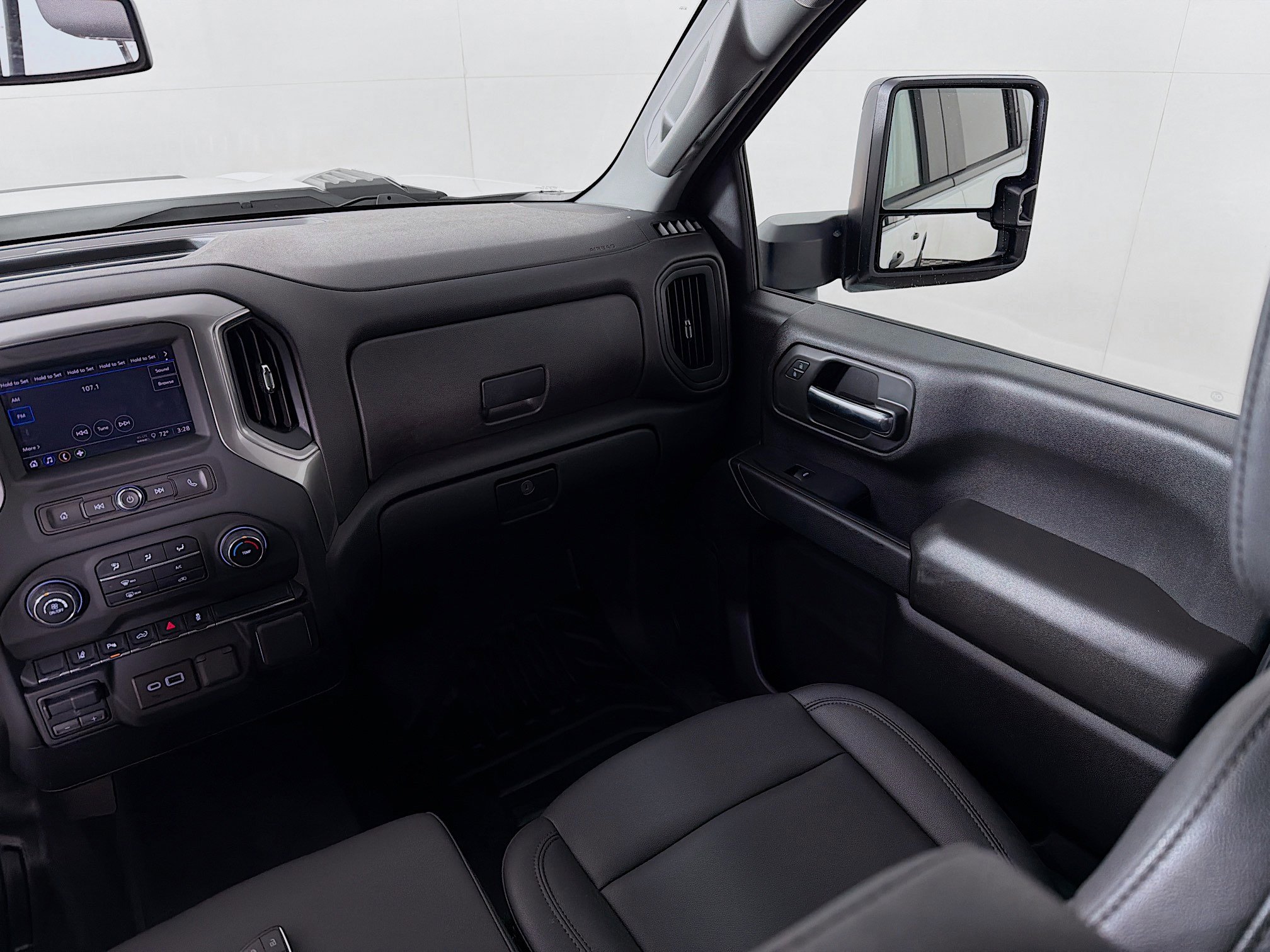 Used 2025 Chevrolet Silverado 3500 W/T image 23