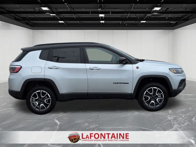 New 2026 Jeep Compass Trailhawk w/ Sun, Sound & Navigation Group image 6
