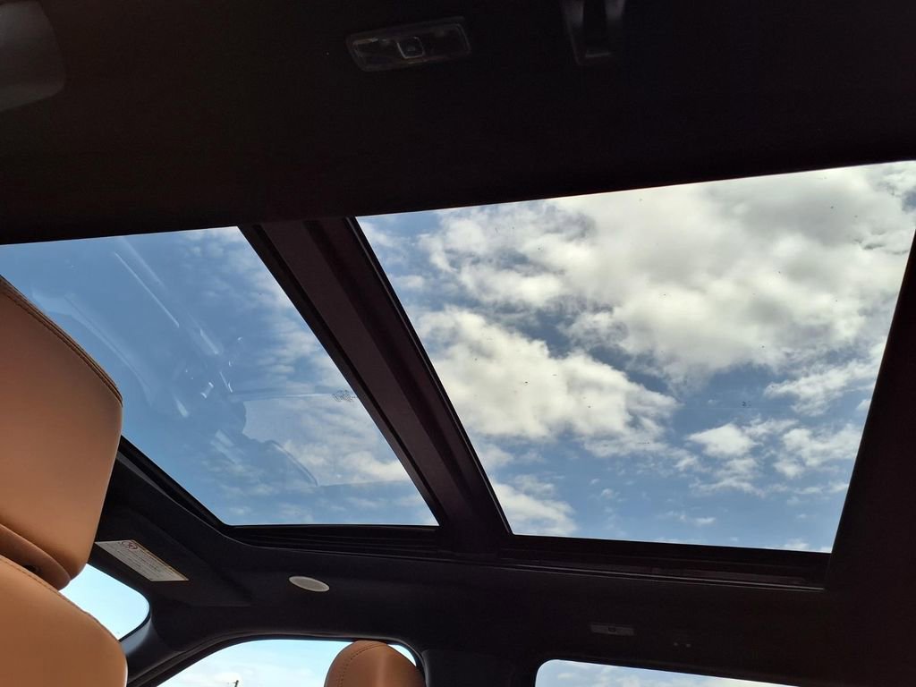 Used 2023 Ford F250 Platinum AWD/4WD image 22