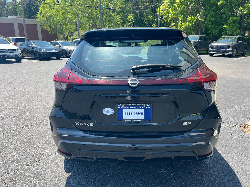 Used 2024 Nissan Kicks SR image 6