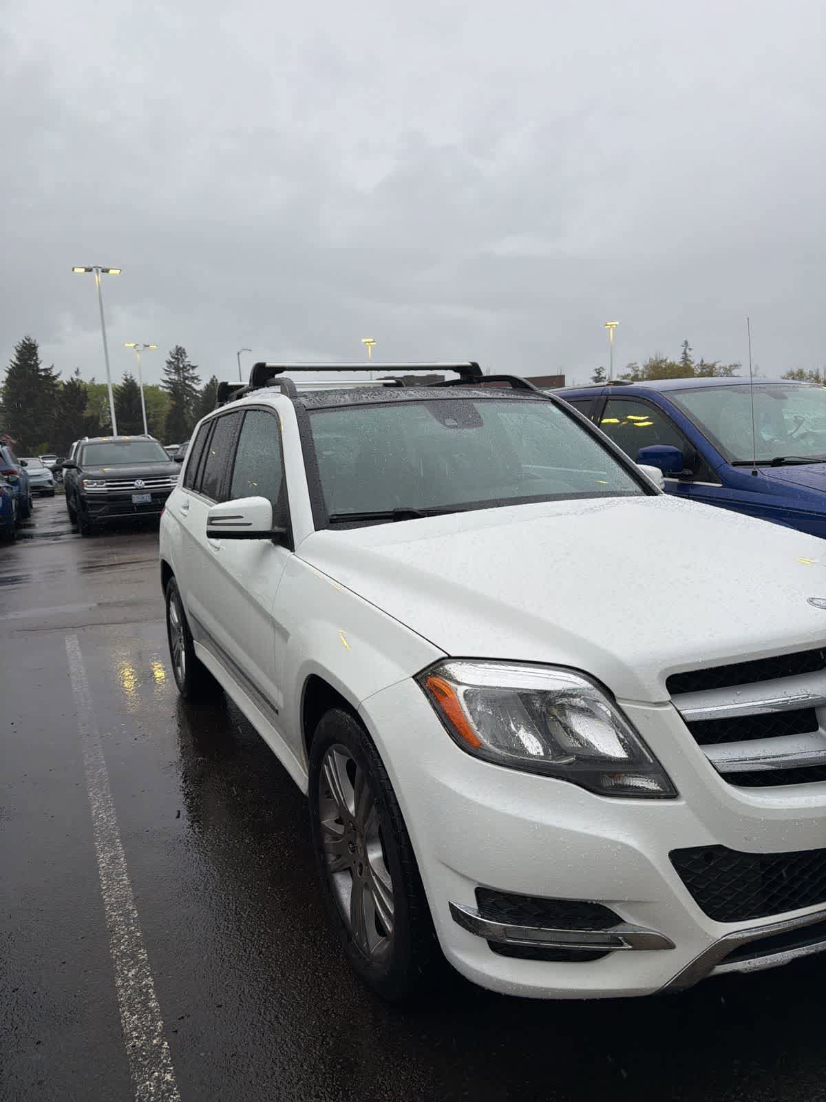 Used 2014 Mercedes-Benz GLK 250 BlueTEC 4MATIC image 3