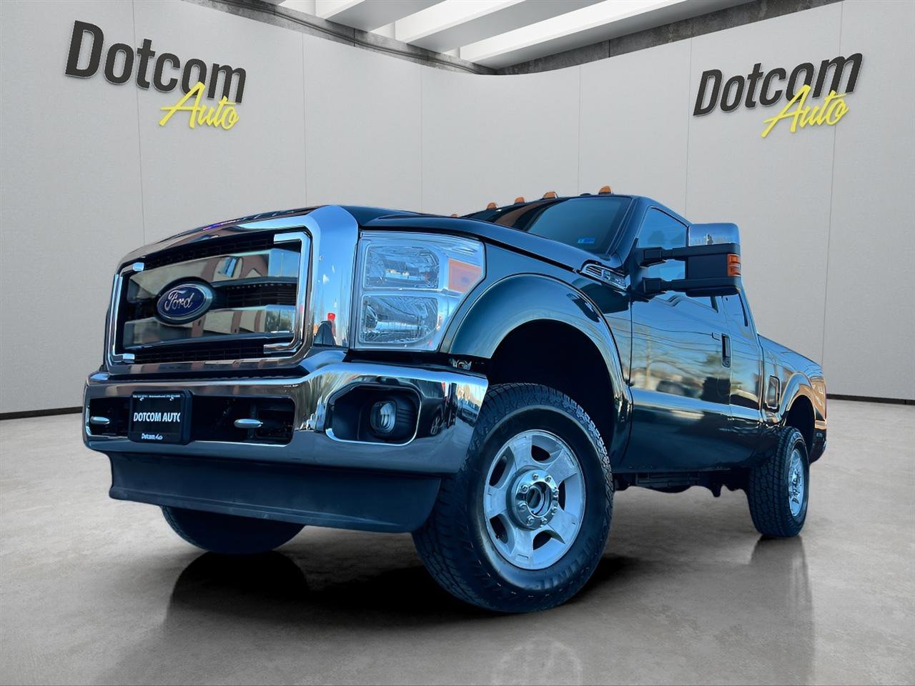 Used 2011 Ford F250 XLT w/ XLT Premium Pkg image 3