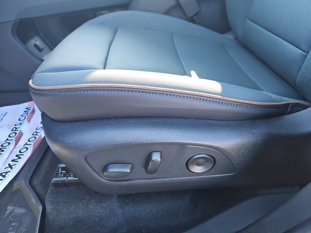 New 2026 GMC Acadia AT4 w/ LPO, Floor Liner Package AWD/4WD image 24