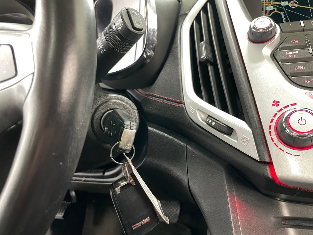 Used 2015 GMC Terrain Denali FWD image 31