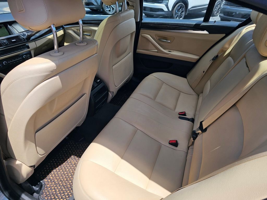 Used 2016 BMW 528i Sedan image 10
