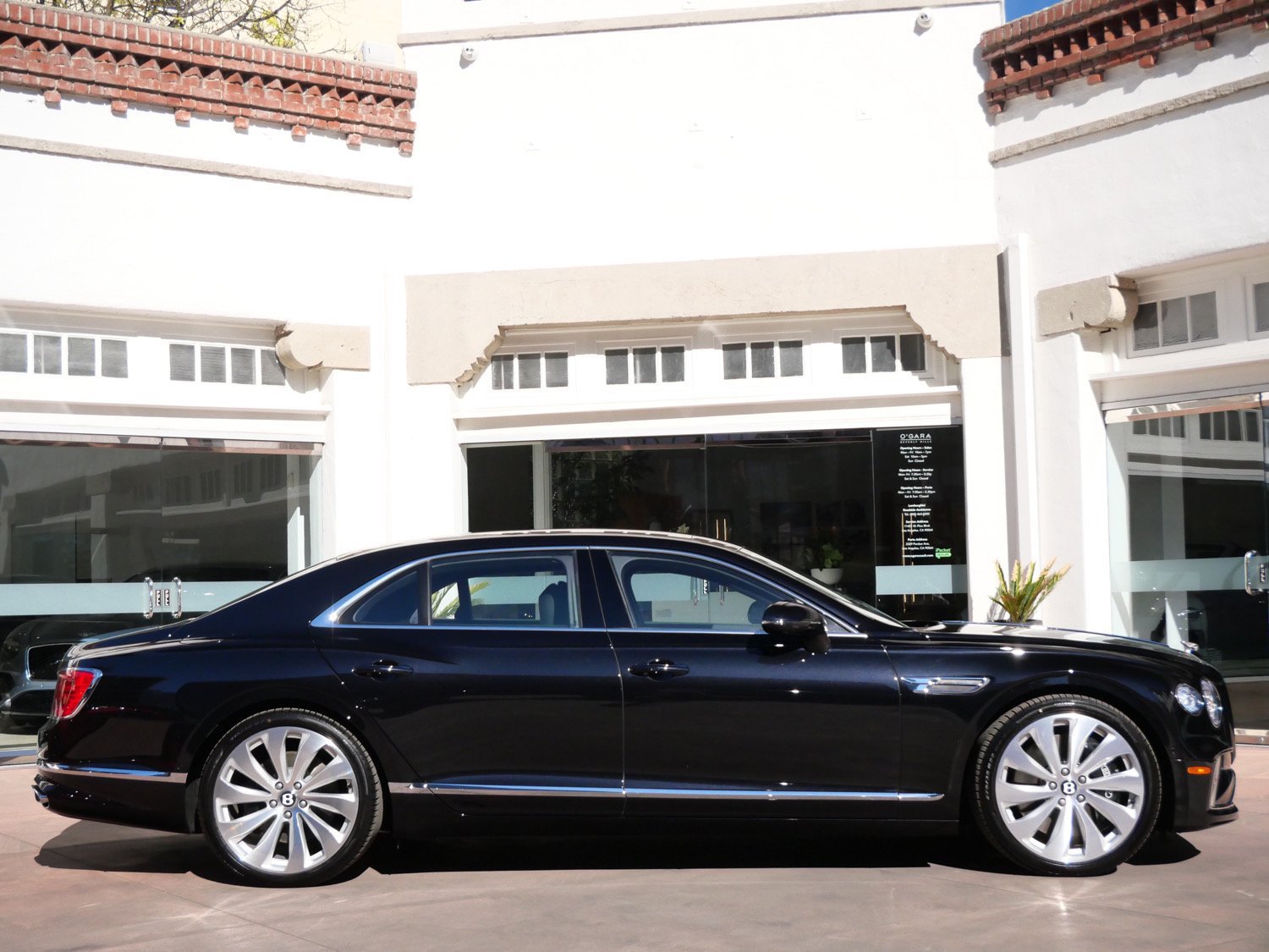 New 2026 Bentley Flying Spur V8 AWD/4WD image 5