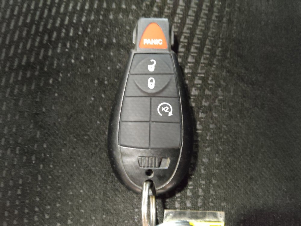 Used 2020 Dodge Grand Caravan SE image 32