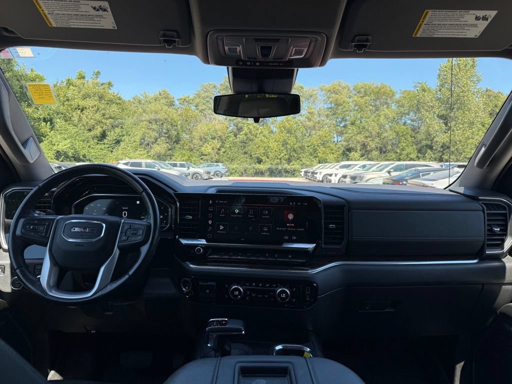 Used 2022 GMC Sierra 1500 Elevation w/ Elevation Premium Package AWD/4WD image 21