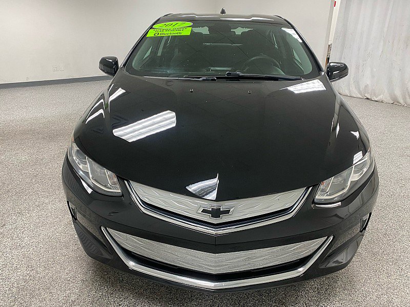 Used 2017 Chevrolet Volt LT image 2