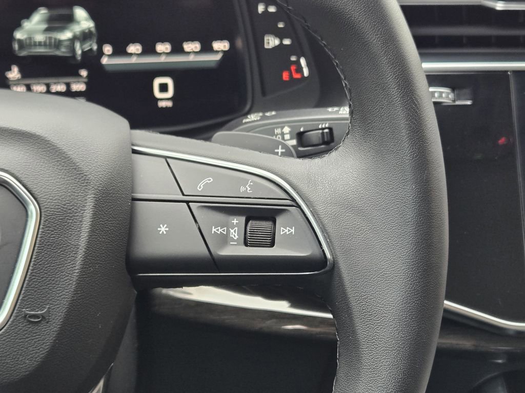 Certified 2023 Audi Q7 2.0T Premium w/ Convenience Package image 37