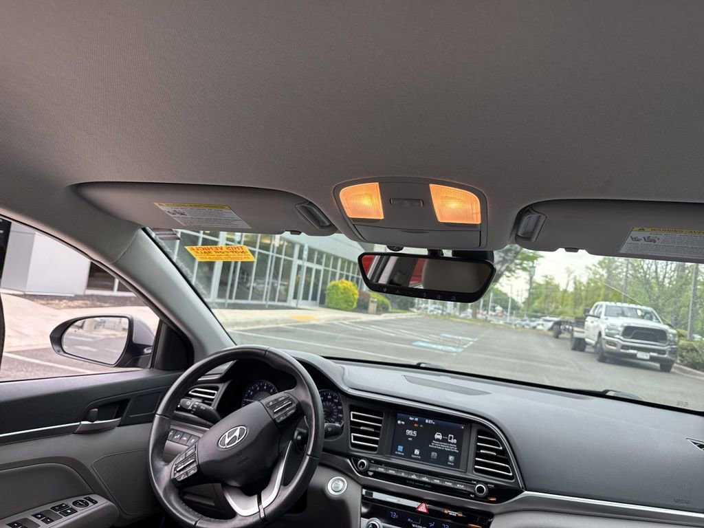 Used 2020 Hyundai Elantra Limited FWD image 8
