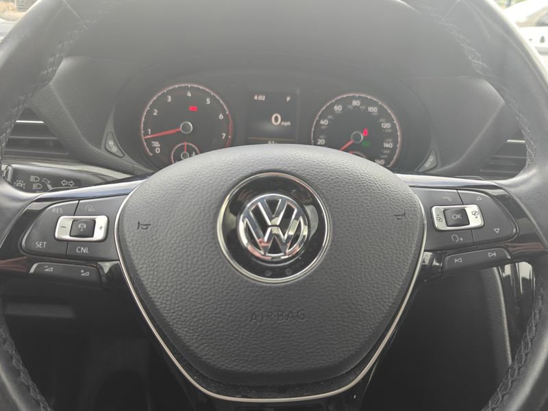 Used 2020 Volkswagen Passat 2.0T R-Line FWD image 13