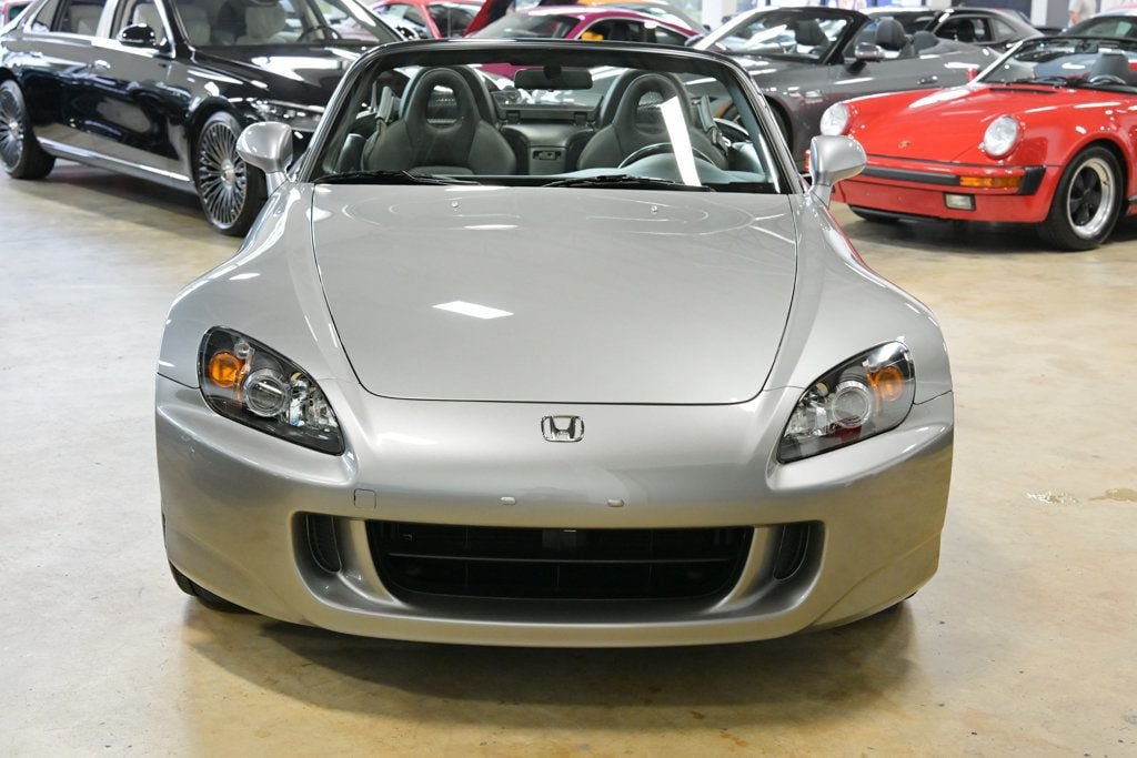 Used 2005 Honda S2000 image 3