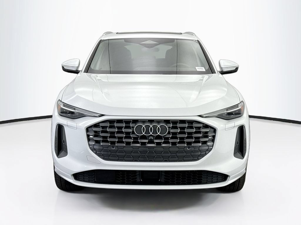 Used 2025 Audi Q5 Premium Plus AWD/4WD image 3
