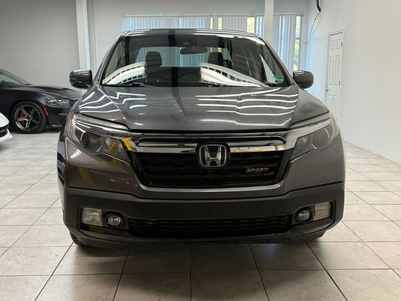 Used 2020 Honda Ridgeline Sport image 2