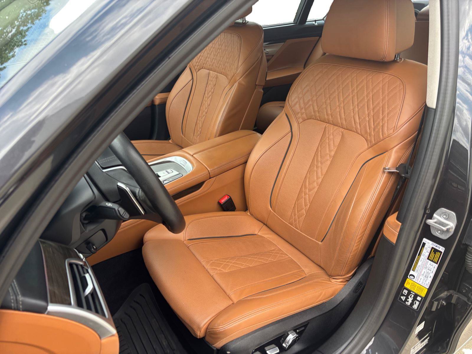 Used 2022 BMW 750Li xDrive AWD/4WD image 21