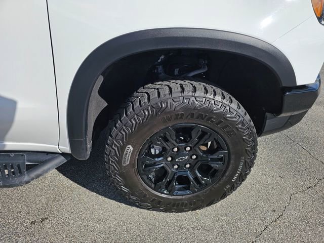 Used 2022 Chevrolet Silverado 1500 ZR2 w/ Technology Package image 11