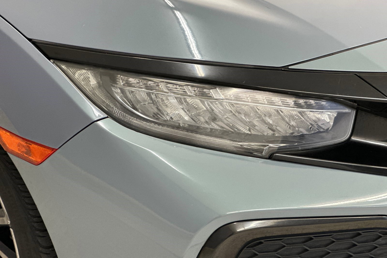 Used 2018 Honda Civic Sport Touring image 10