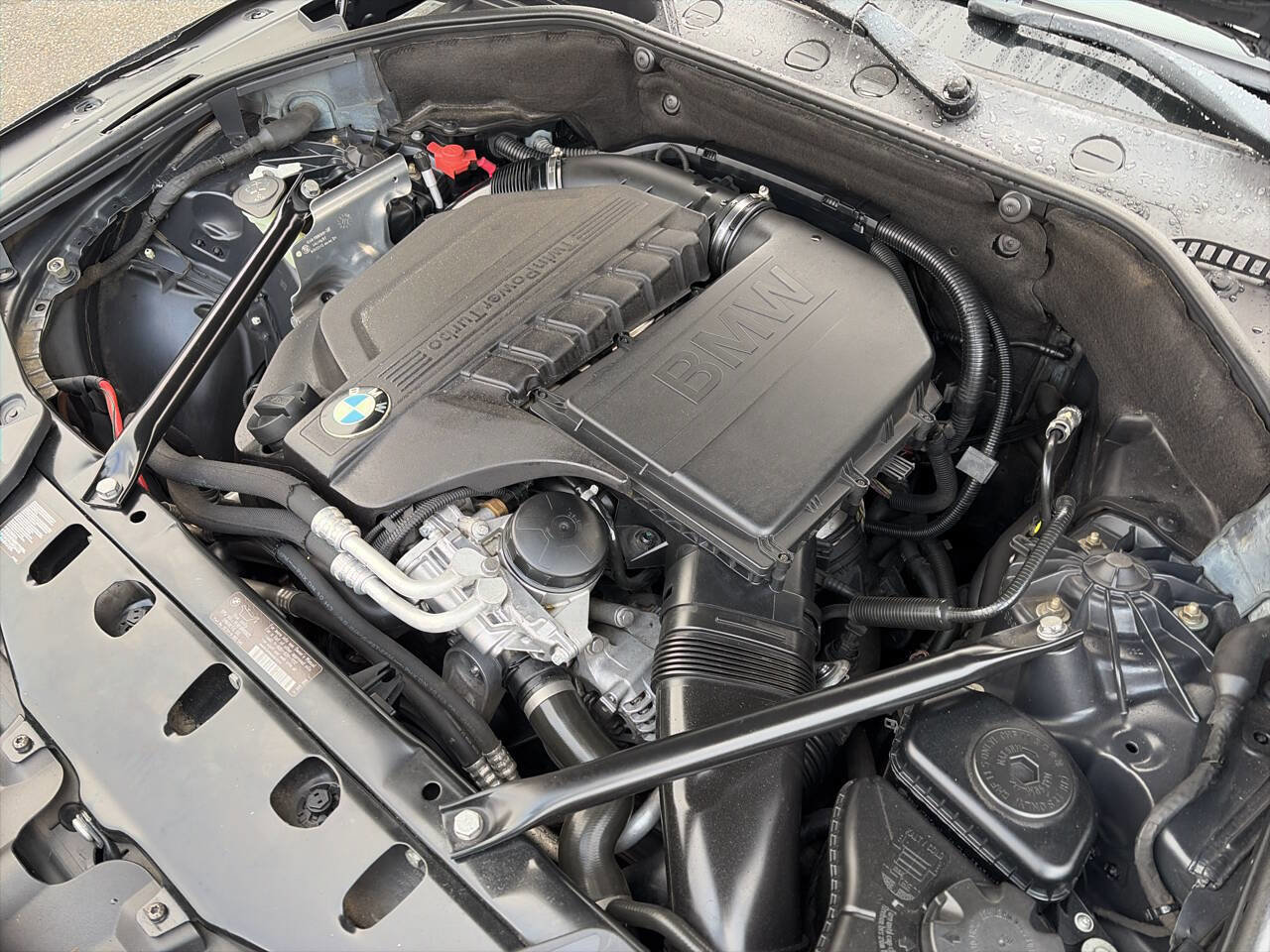 Used 2012 BMW 535i Gran Turismo image 17