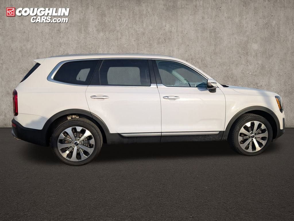 Used 2022 Kia Telluride S image 8
