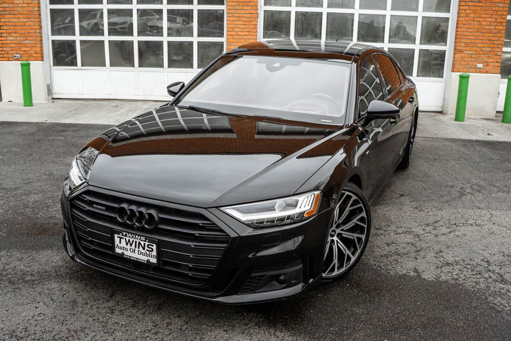 Used 2021 Audi A8 L 4.0T w/ Luxury Package image 2