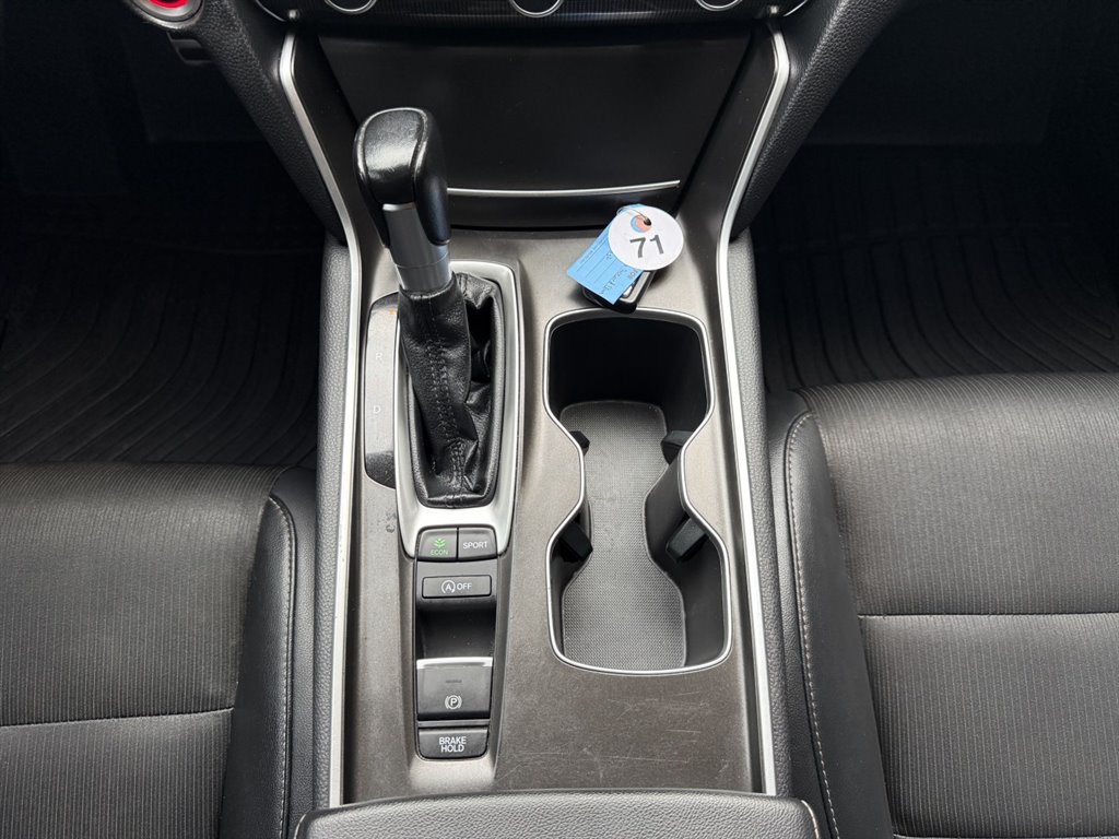 Used 2022 Honda Accord Sport image 26