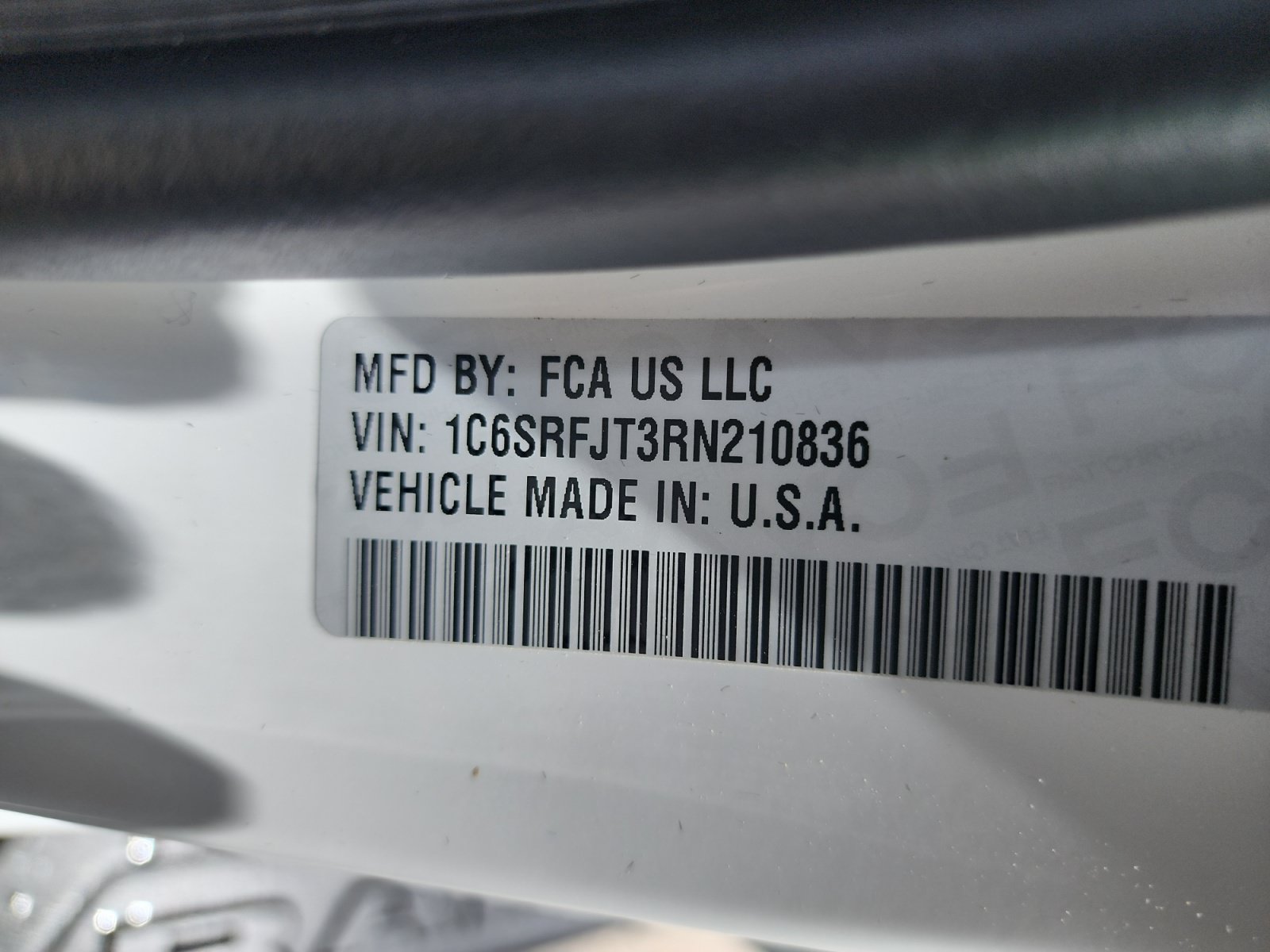 Used 2024 RAM 1500 Laramie AWD/4WD image 13