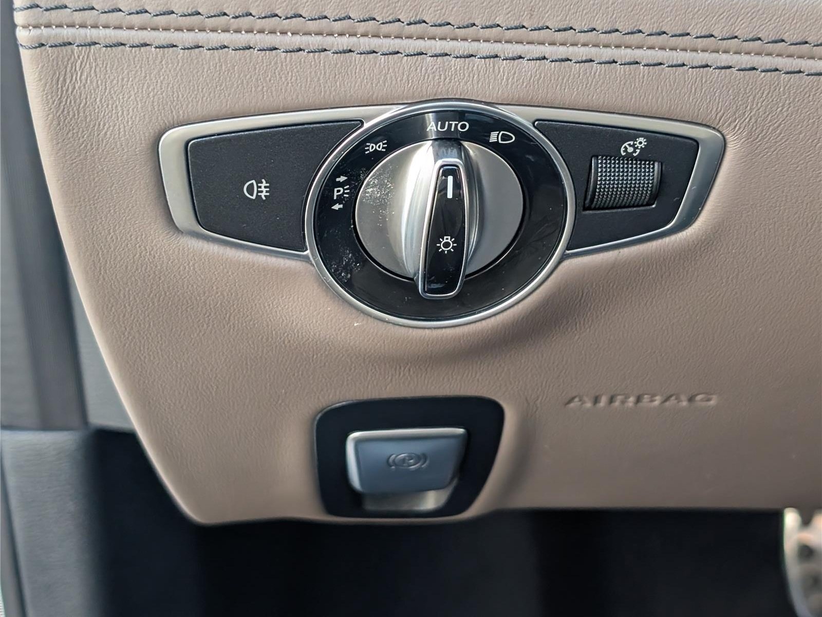 Used 2019 Mercedes-Benz AMG GT 63 image 25