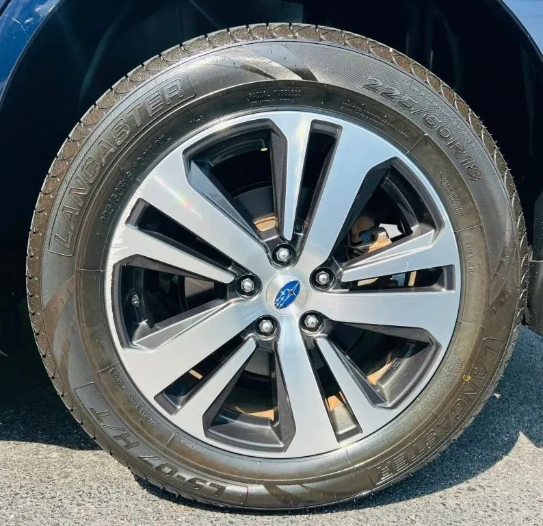 Used 2018 Subaru Outback 3.6R Limited AWD/4WD image 27