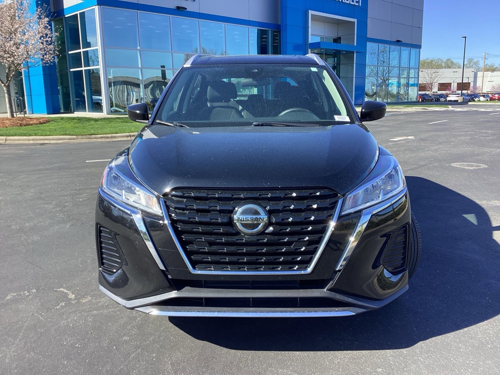Used 2021 Nissan Kicks SV FWD image 4