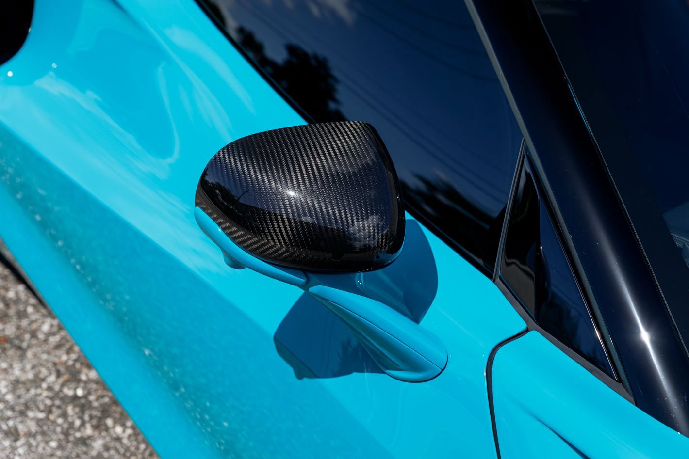 Used 2023 McLaren Artura RWD image 30