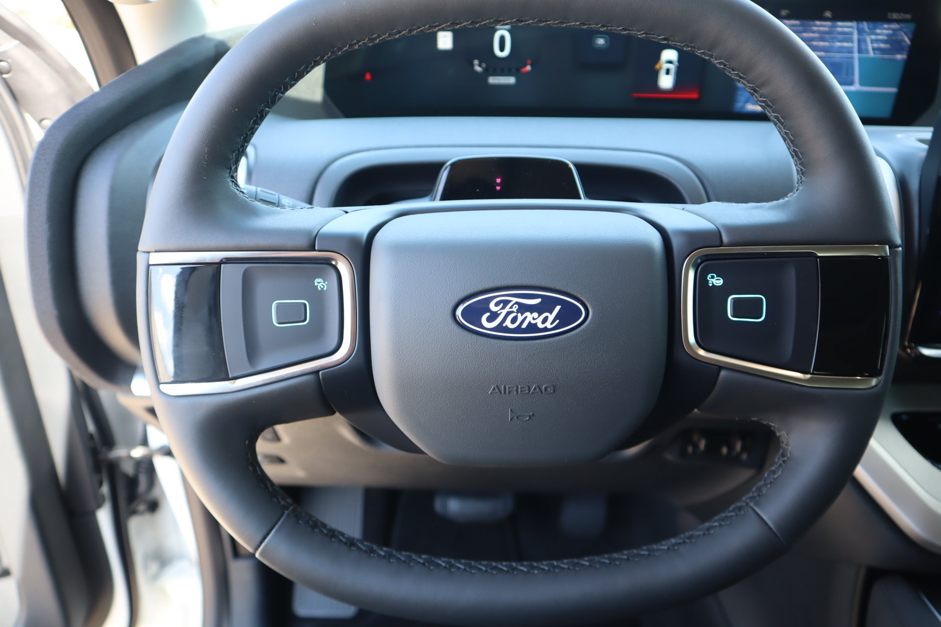 New 2027 Ford Expedition Active AWD/4WD image 3