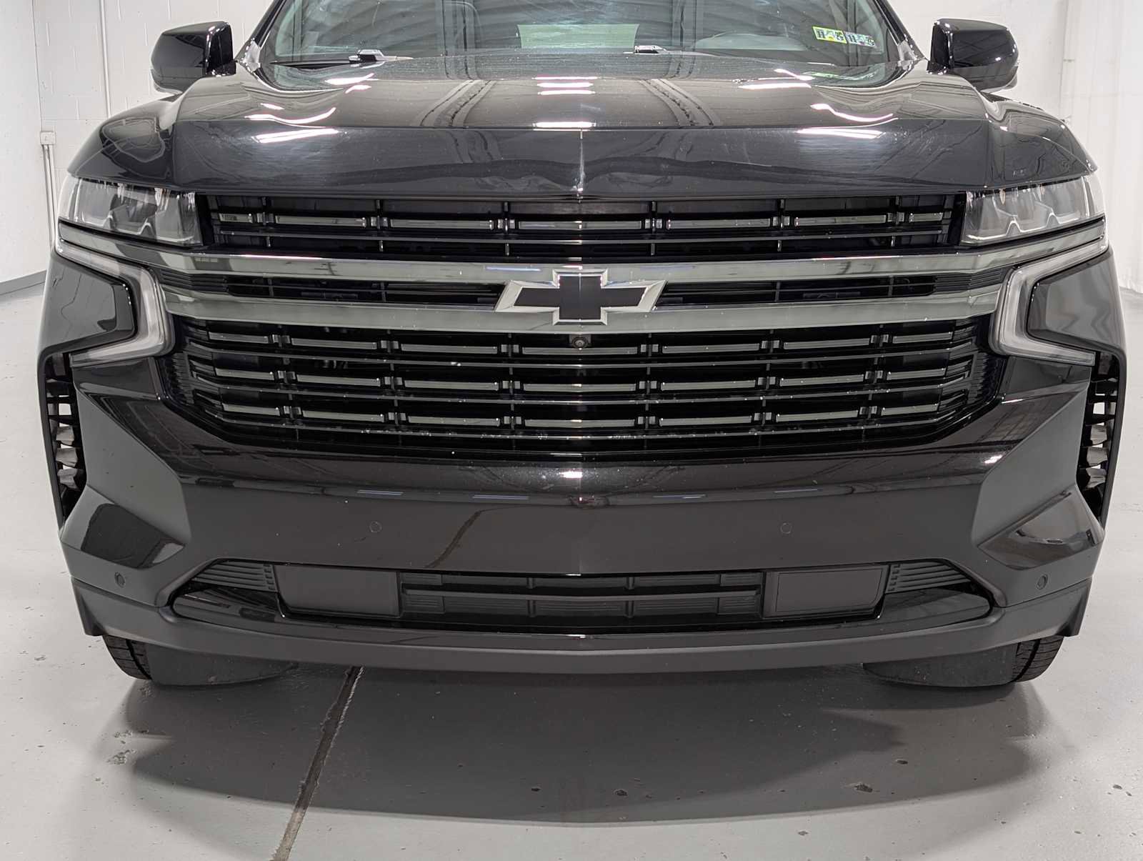 Used 2022 Chevrolet Tahoe RST w/ Sport Performance Package image 2