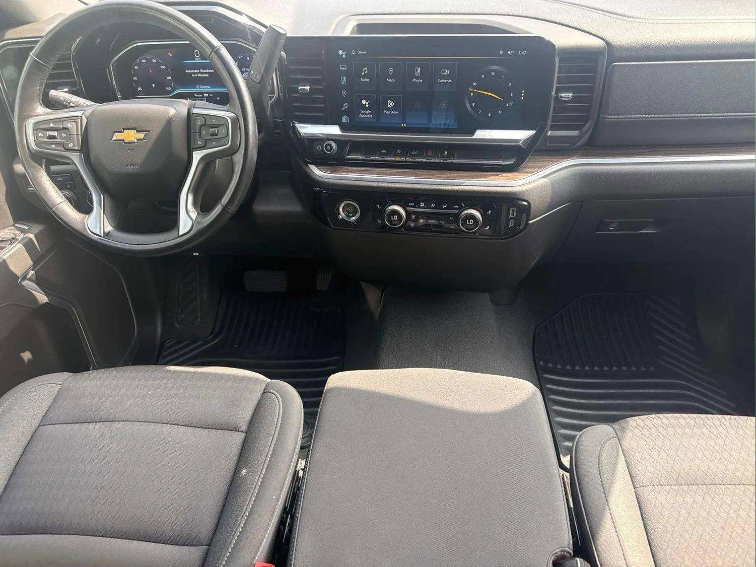 Used 2022 Chevrolet Silverado 1500 LT AWD/4WD image 4