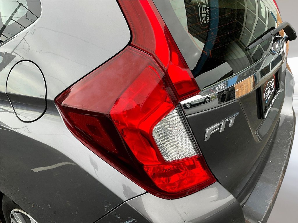 Used 2016 Honda Fit EX image 23