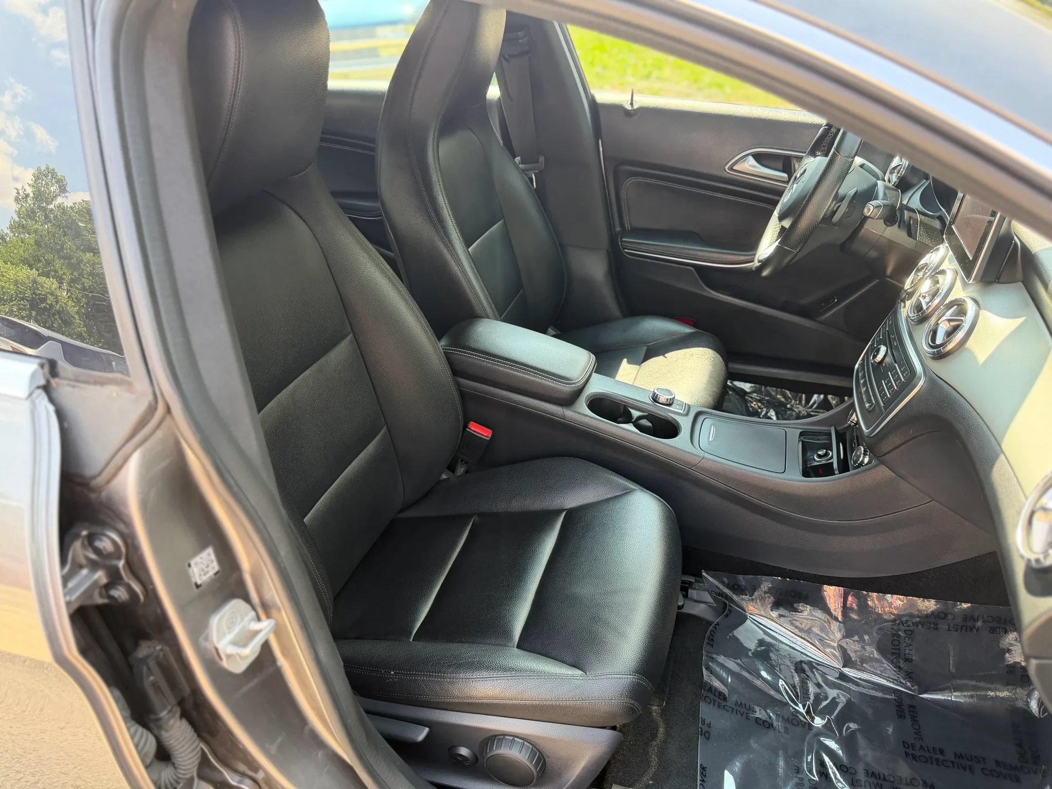 Used 2015 Mercedes-Benz CLA 250 4MATIC image 21