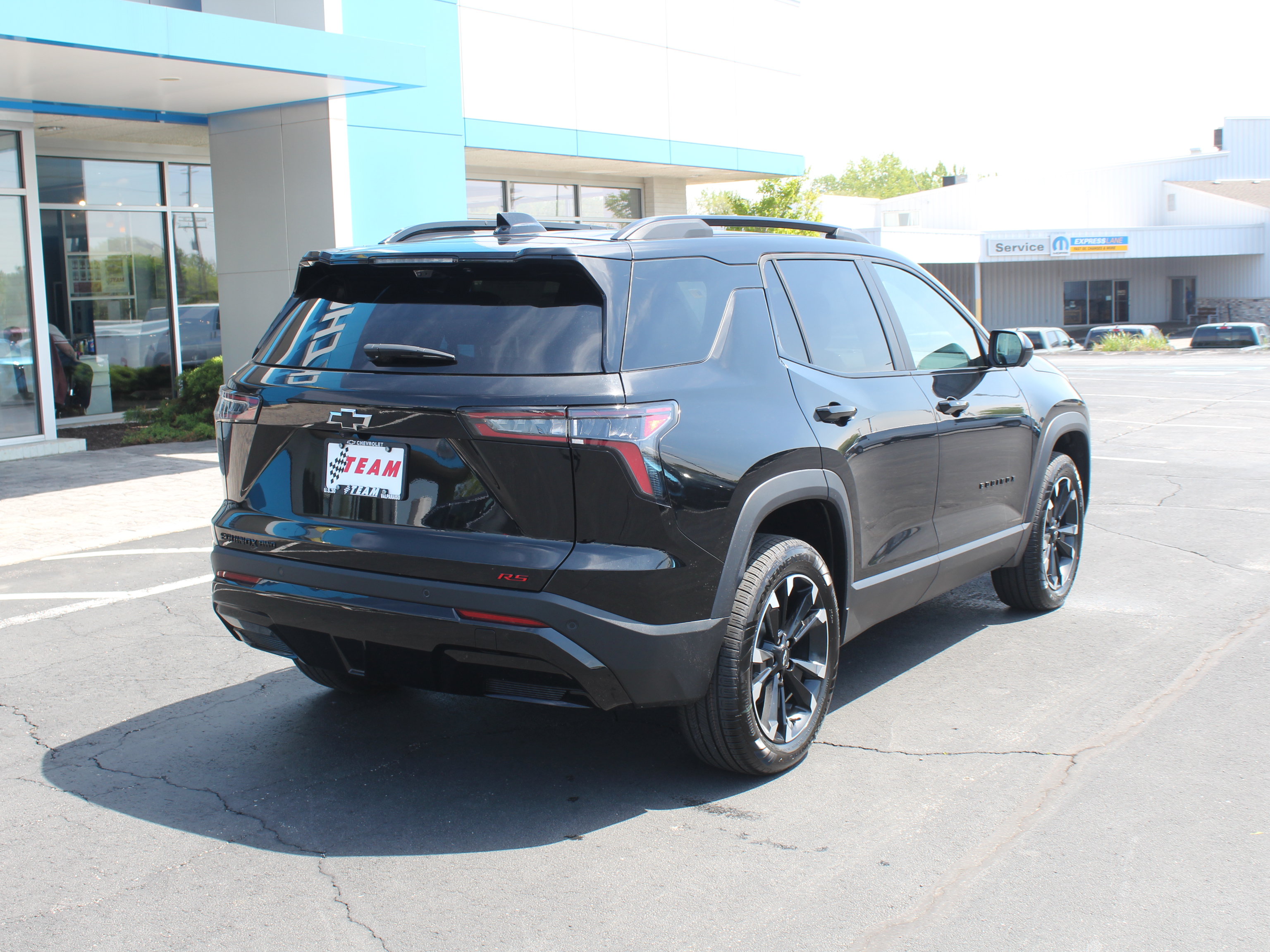 New 2026 Chevrolet Equinox RS w/ Convenience Package III AWD/4WD image 4