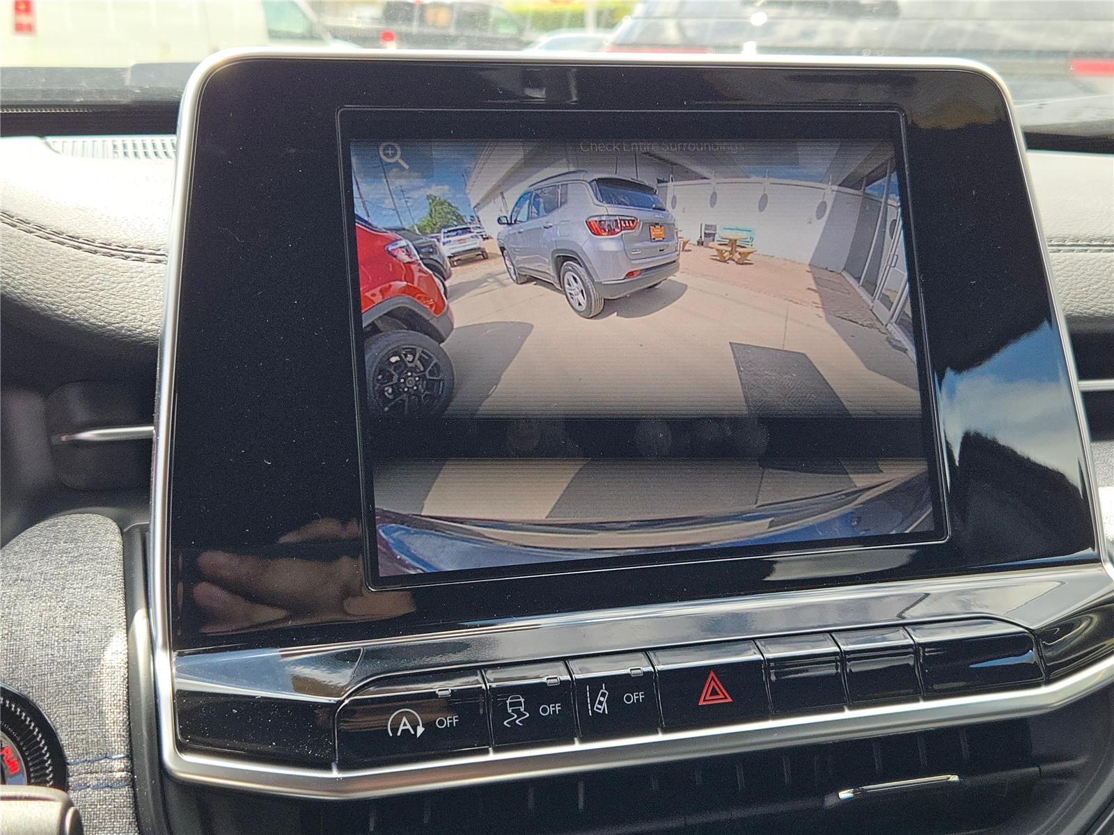 New 2025 Jeep Compass Latitude w/ Convenience Group image 22