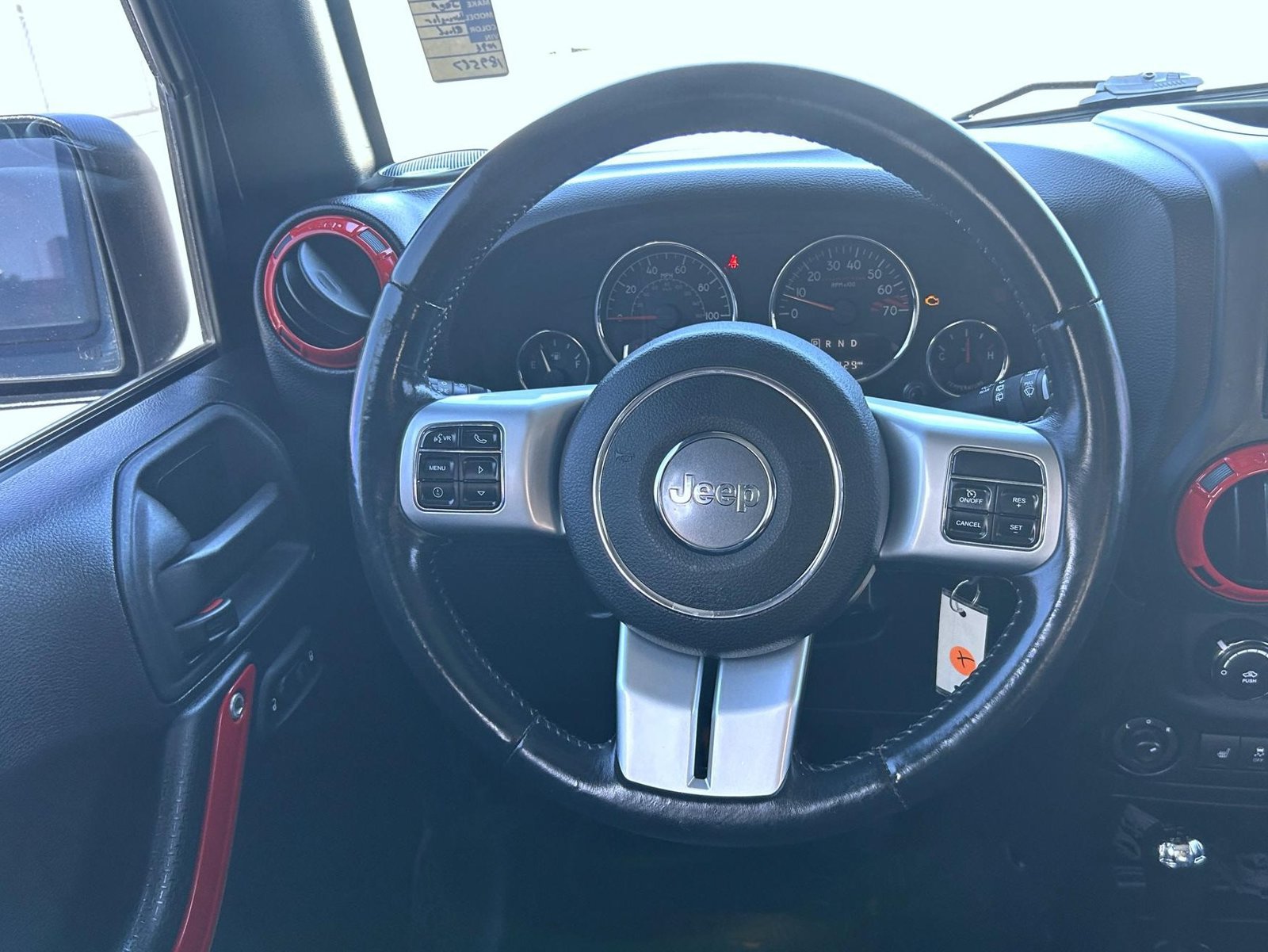 Used 2015 Jeep Wrangler Unlimited Rubicon AWD/4WD image 11