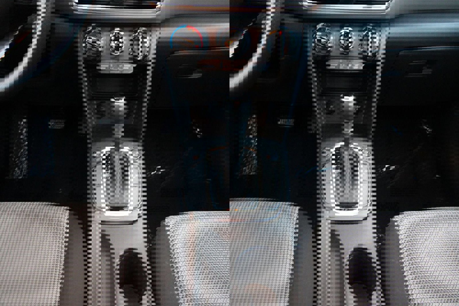 Used 2021 Hyundai Kona SE image 17