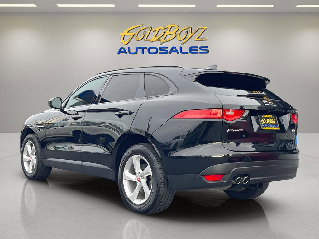 Used 2018 Jaguar F-PACE Premium image 5
