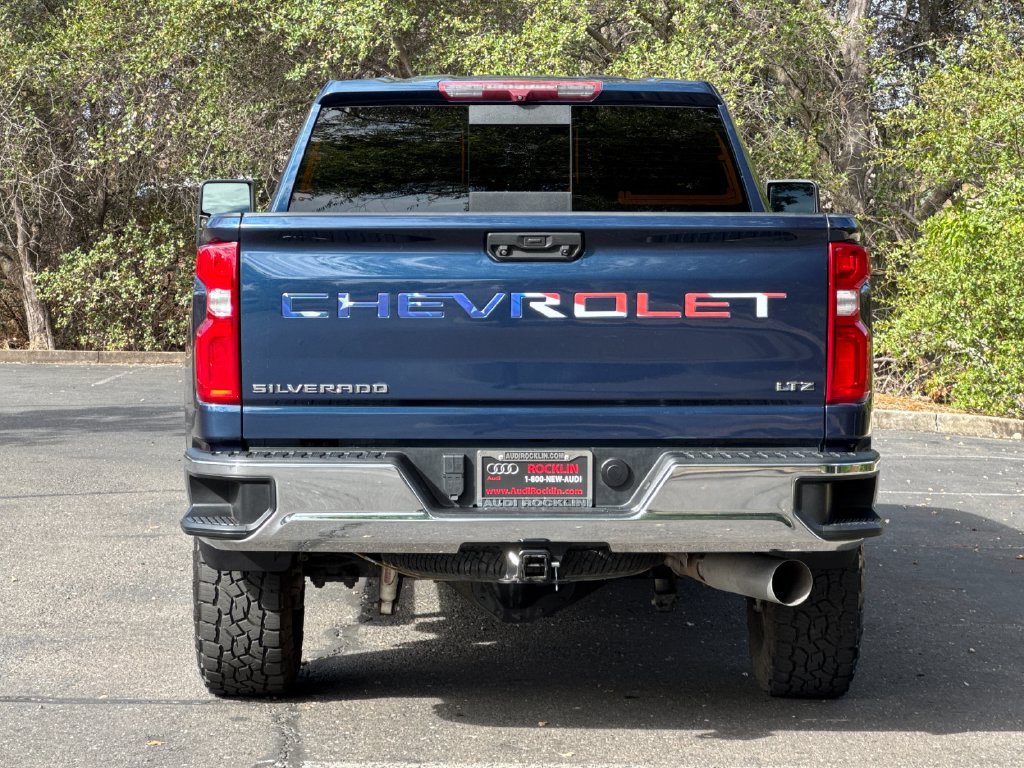 Used 2021 Chevrolet Silverado 2500 LTZ w/ LTZ Convenience Package AWD/4WD image 6
