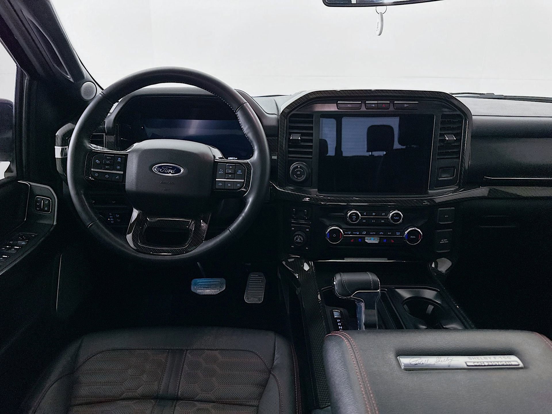 Used 2023 Ford F150 Lariat w/ Equipment Group 502A High image 25