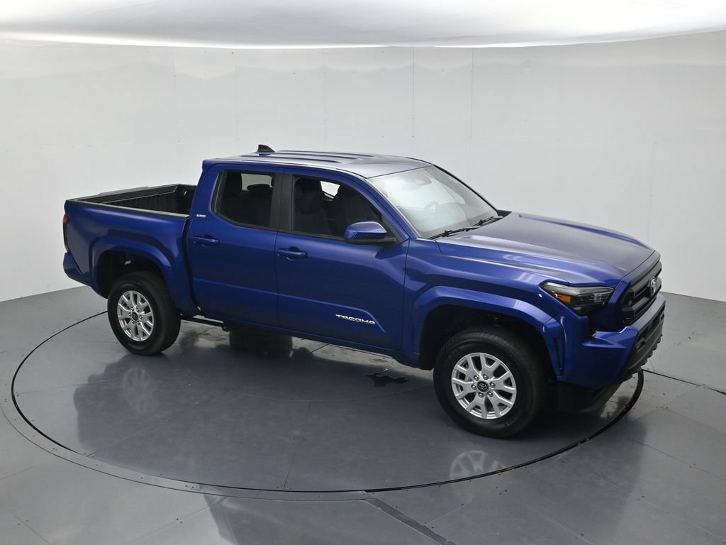 Used 2025 Toyota Tacoma SR5 RWD image 45
