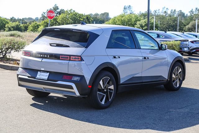 New 2026 Hyundai Ioniq 5 SEL RWD image 5