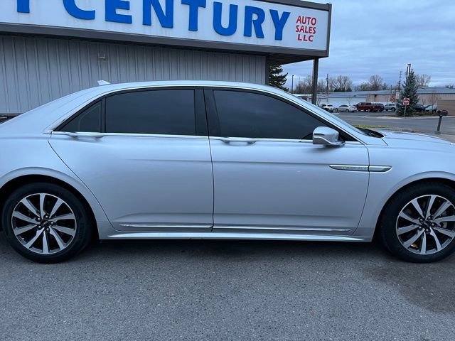 Used 2018 Lincoln Continental Premiere FWD image 12