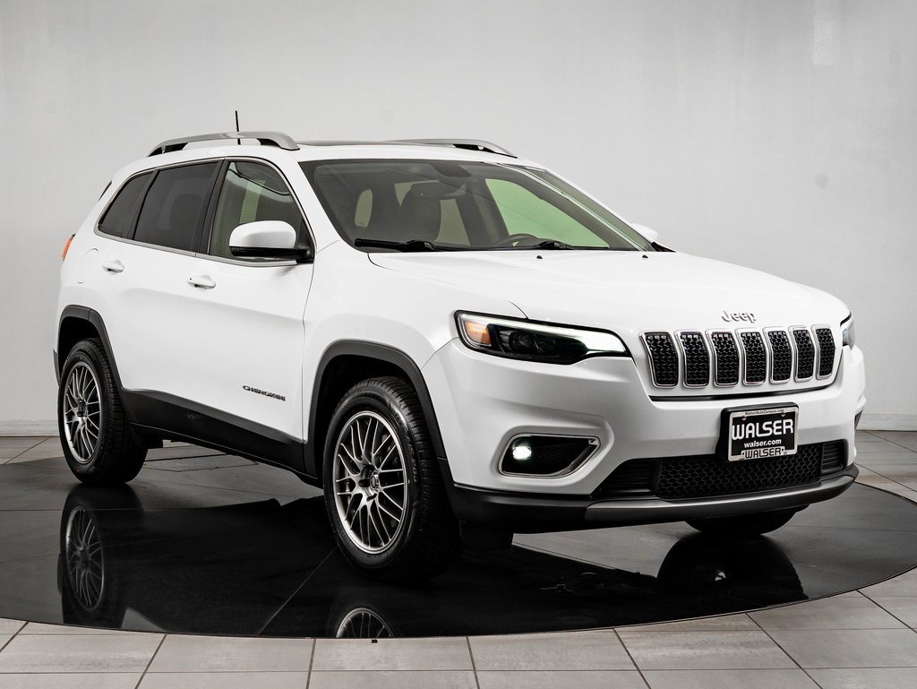 Used 2019 Jeep Cherokee Limited image 5