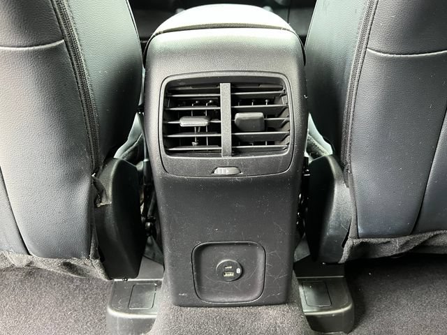 Used 2022 Ford Escape Titanium AWD/4WD image 38