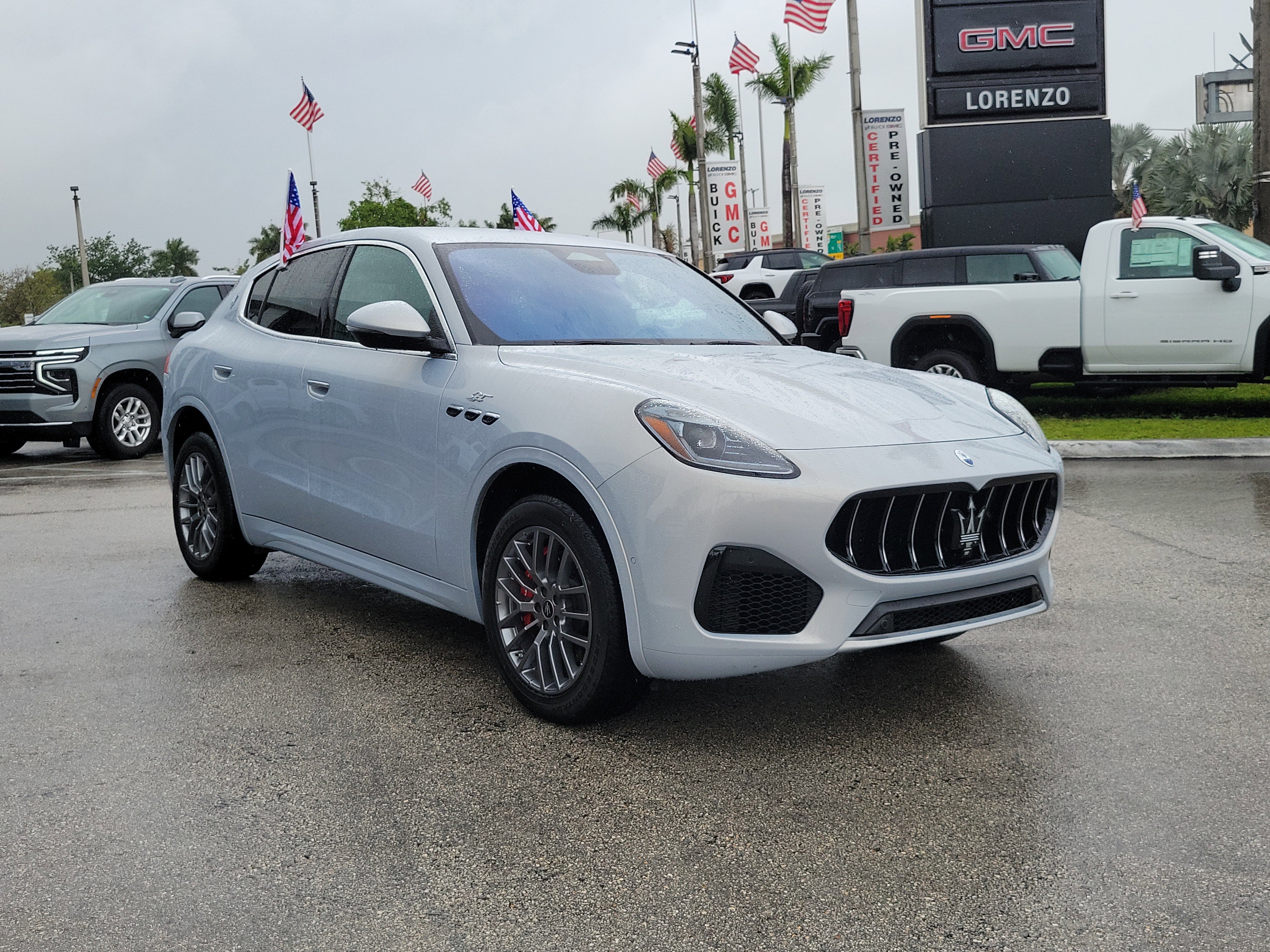 Used 2023 Maserati Grecale GT image 3